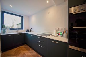 Photo 31- click for photo gallery